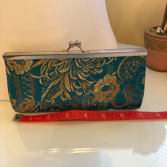 Clasp clutch purse turquoise with gold and red design - Picture 2 of 3